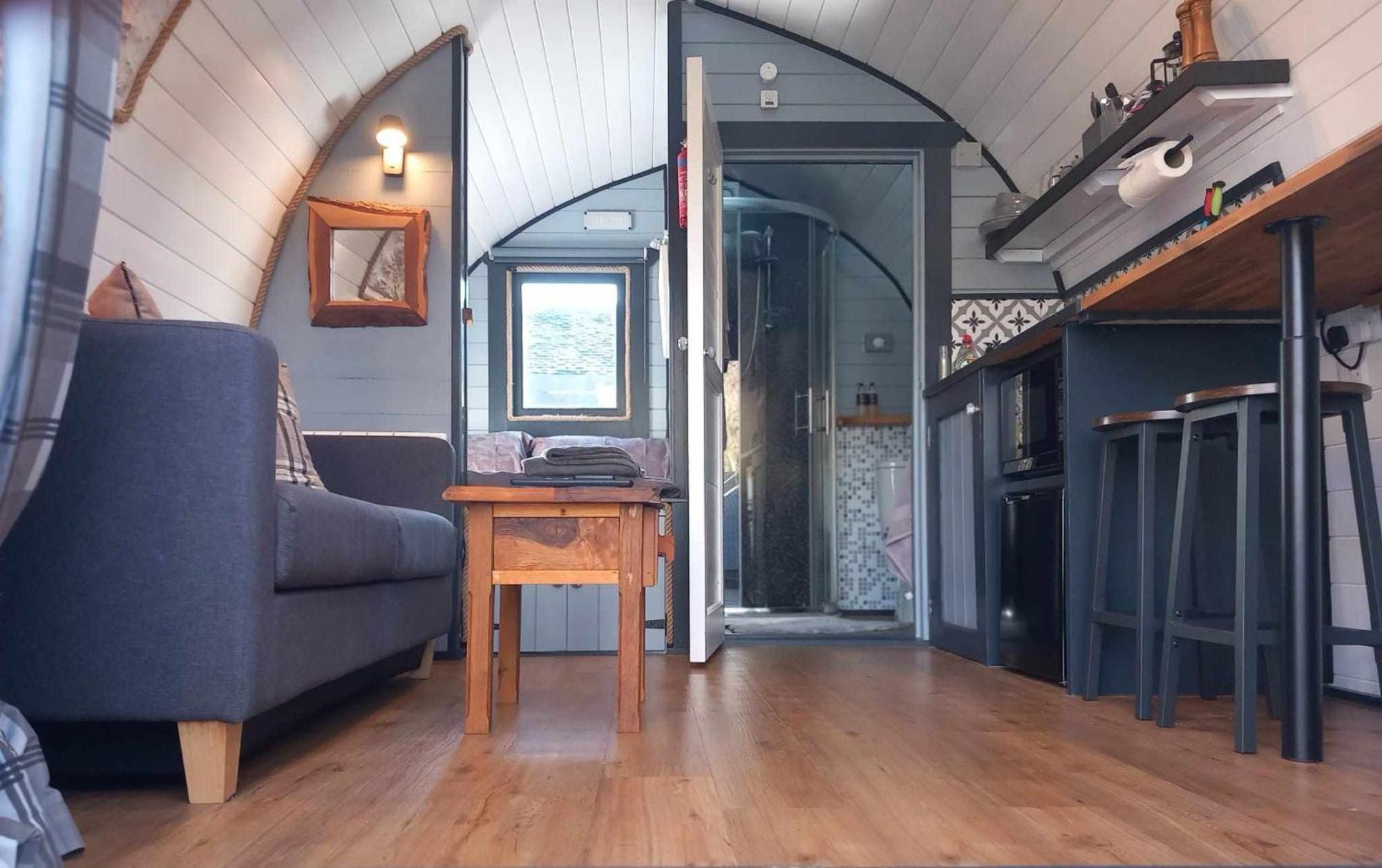 Etive Pod, West Highland Way Holidays คินลอคคลีเวน ภายนอก รูปภาพ