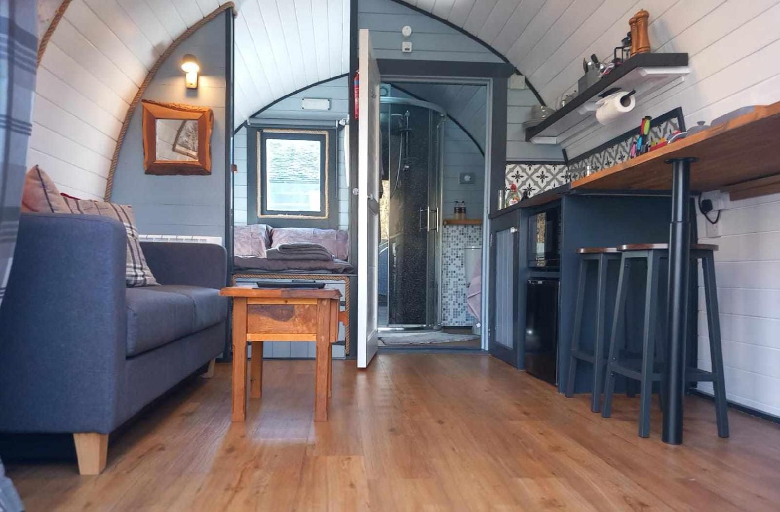 Etive Pod, West Highland Way Holidays คินลอคคลีเวน ภายนอก รูปภาพ