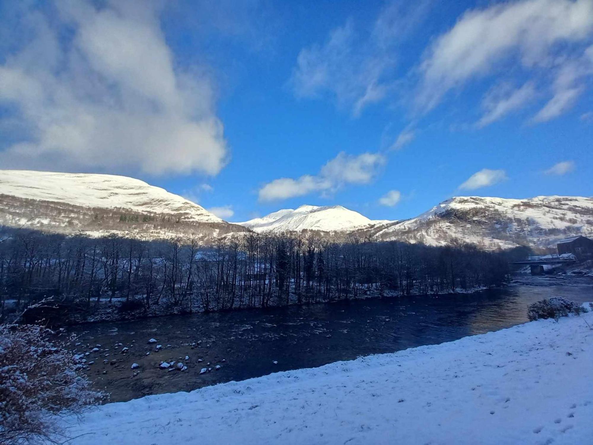 Etive Pod, West Highland Way Holidays คินลอคคลีเวน ภายนอก รูปภาพ
