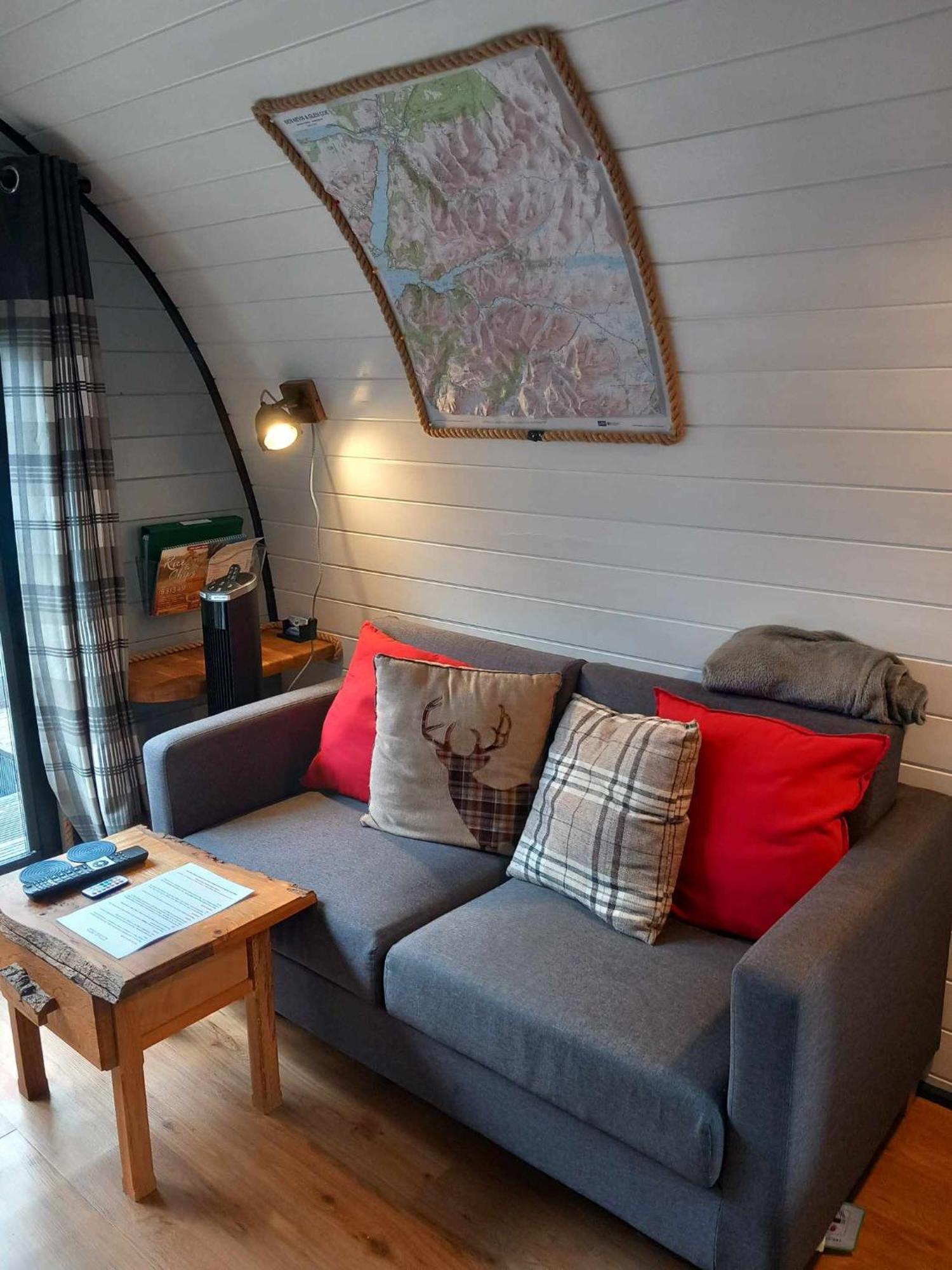 Etive Pod, West Highland Way Holidays คินลอคคลีเวน ภายนอก รูปภาพ